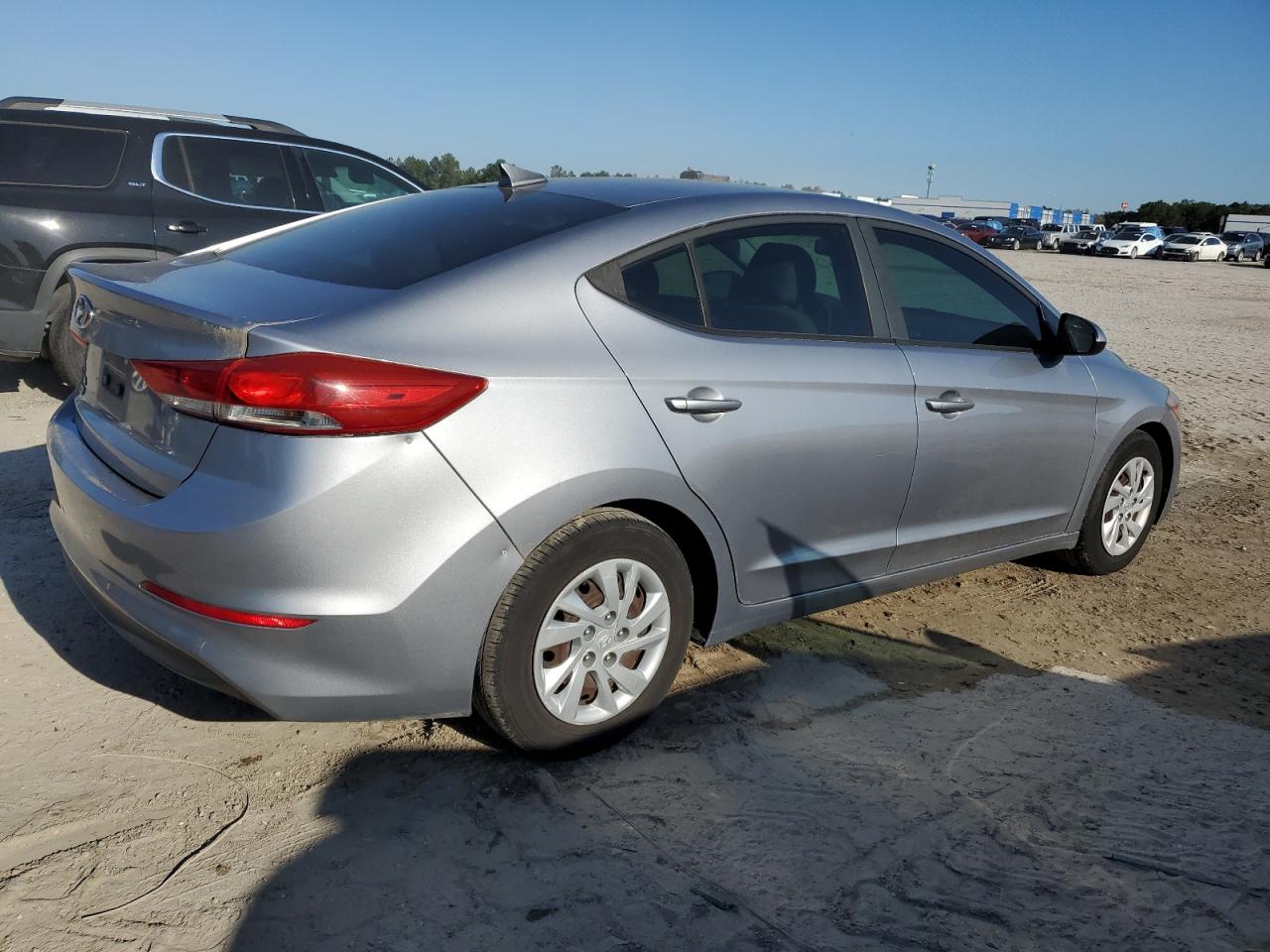 5NPD74LF6HH102423 2017 Hyundai Elantra Se