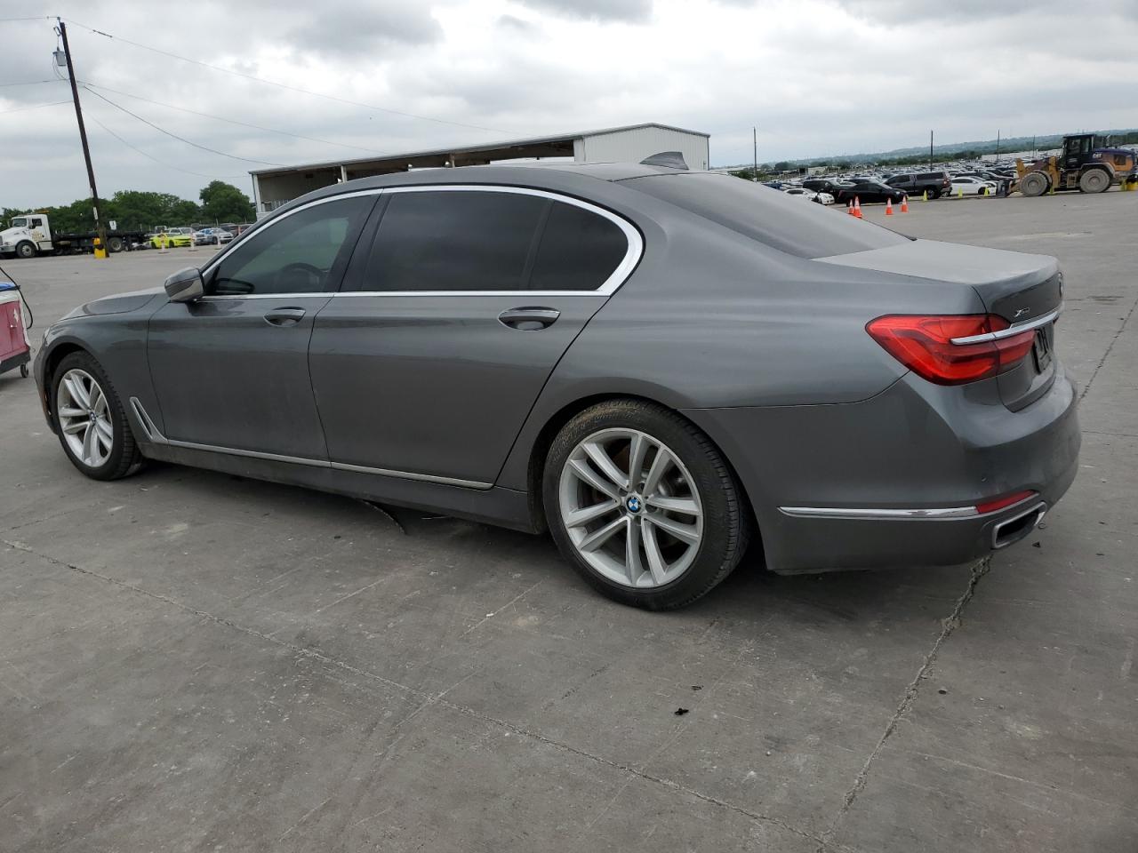 WBA7F2C52GG417599 2016 BMW 750 Xi