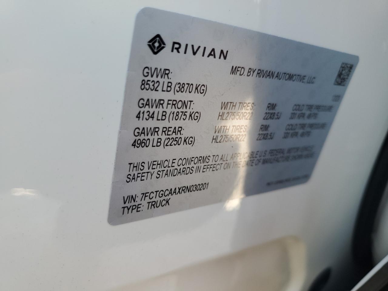 7FCTGCAAXRN030201 2024 Rivian R1T Adventure