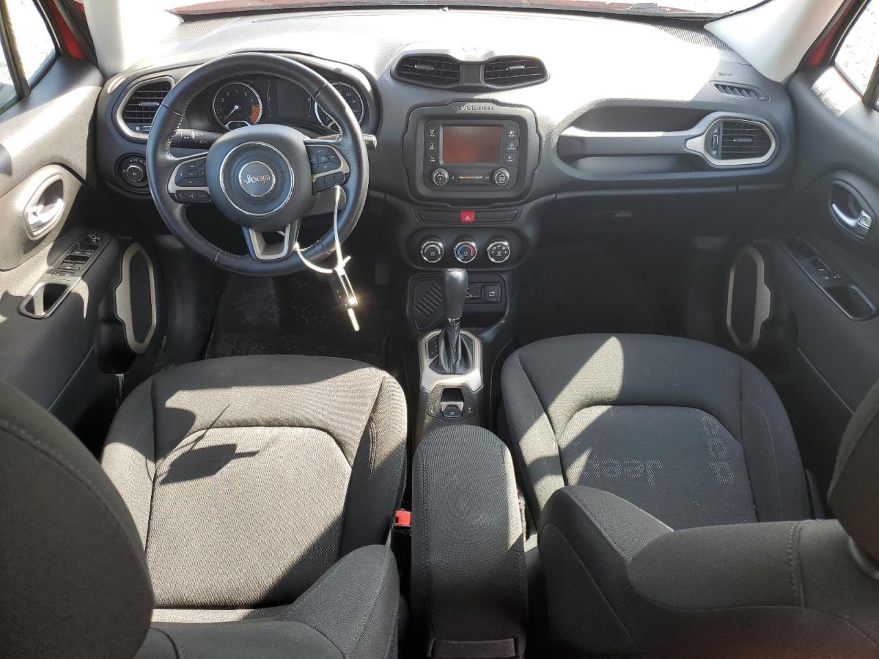 ZACCJABT8FPB88244 2015 Jeep Renegade Latitude