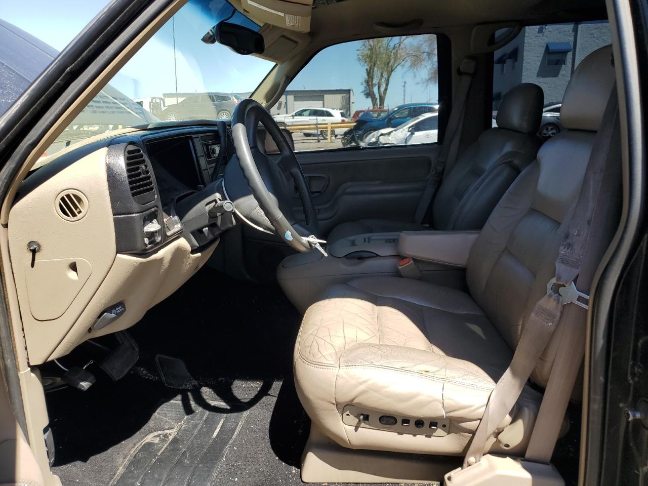 1GKFK16R6XJ749488 1999 GMC Suburban K1500