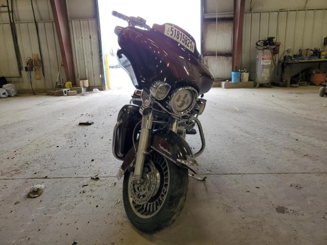 2011 HARLEY-DAVIDSON FLHTCU 1HD1FC419BB637594