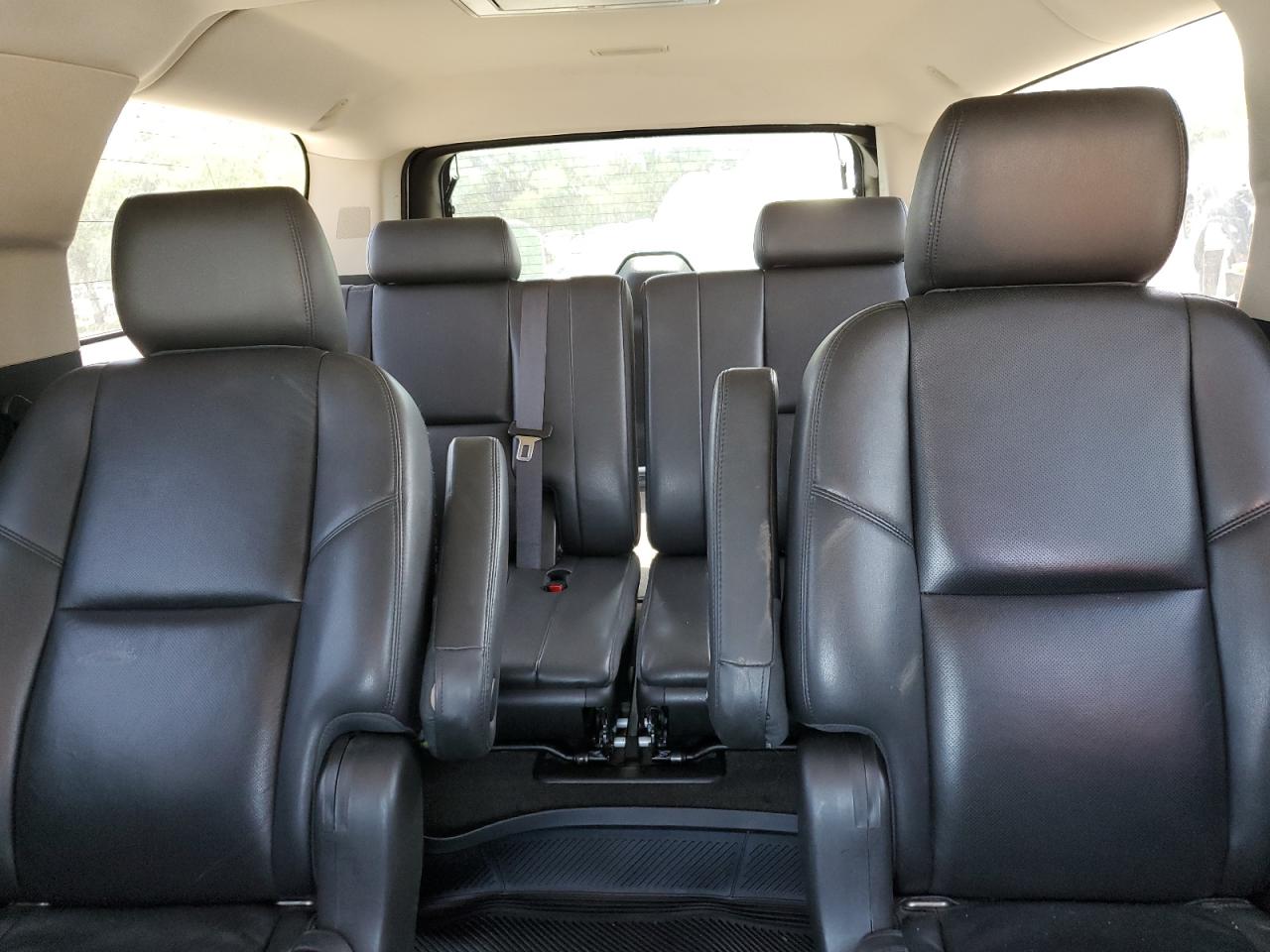 1GKS2MEF7CR135133 2012 GMC Yukon Xl Denali