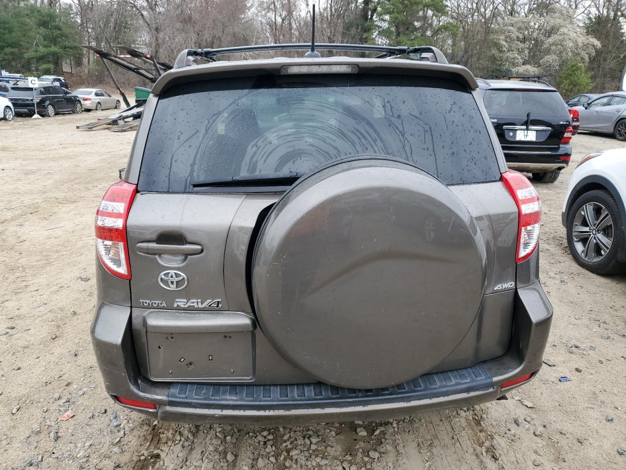 JTMBF4DV2A5017925 2010 Toyota Rav4