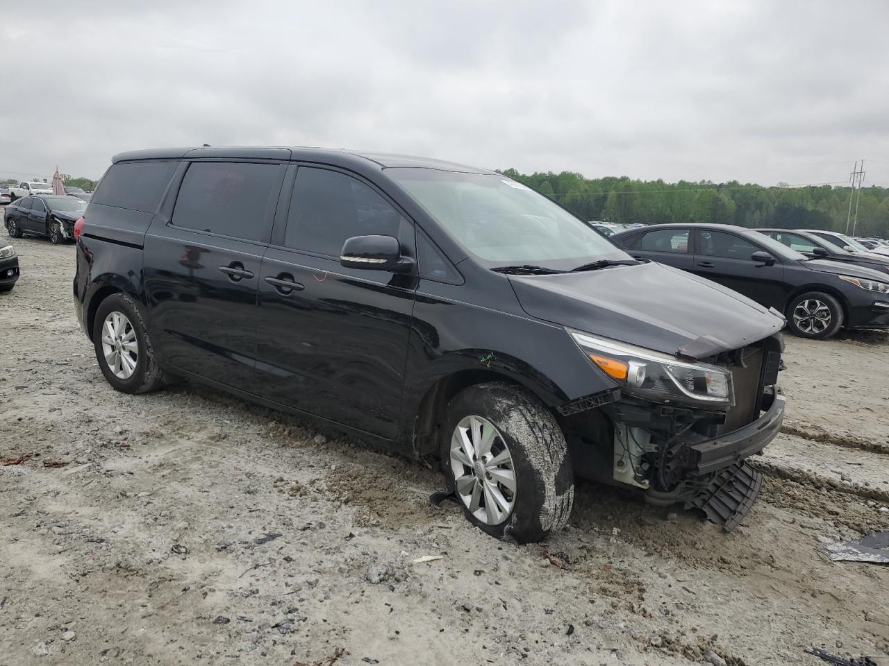 KNDMA5C16G6180642 2016 Kia Sedona L