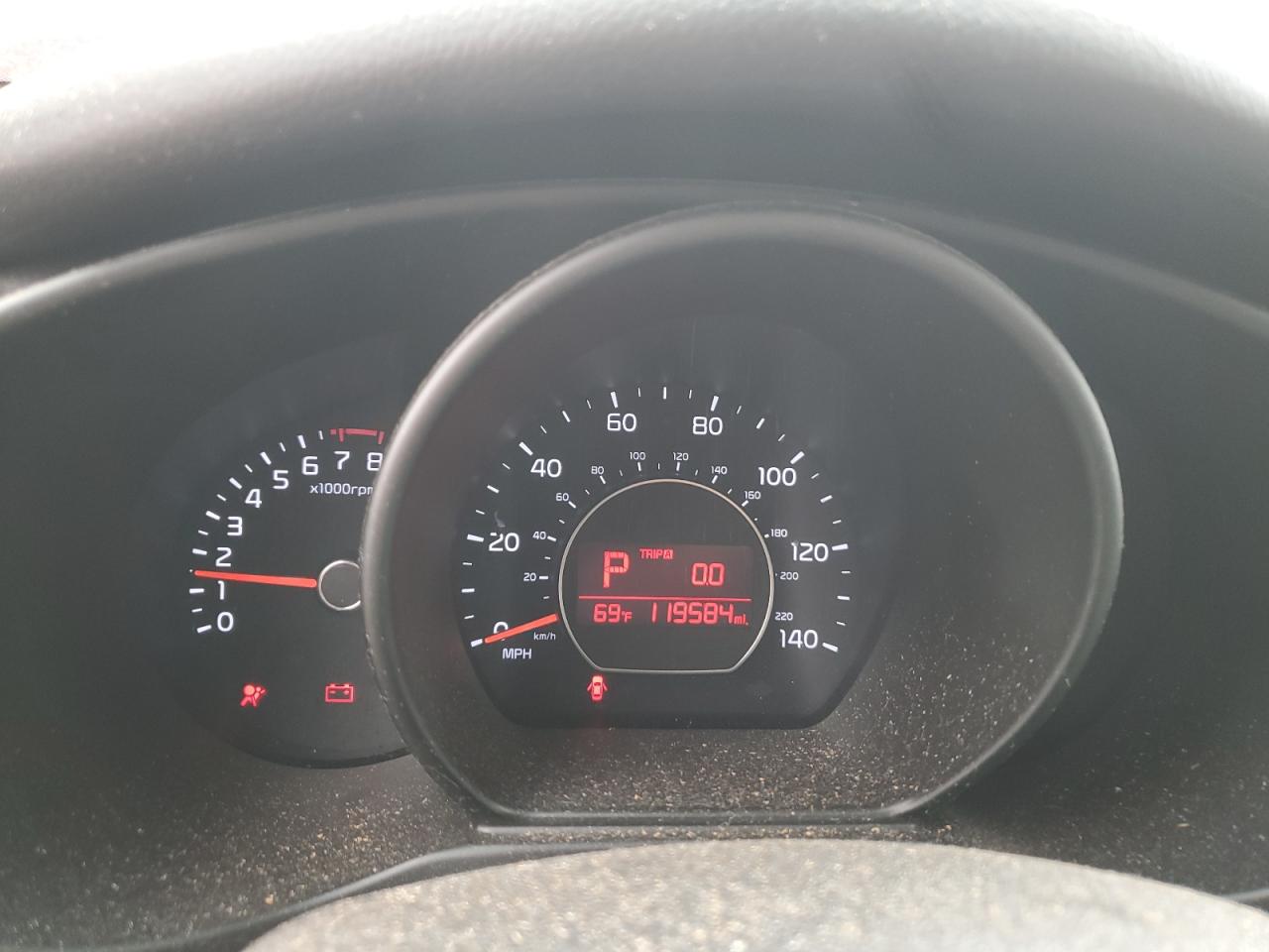 KNDJX3A50F7761686 2015 Kia Soul !