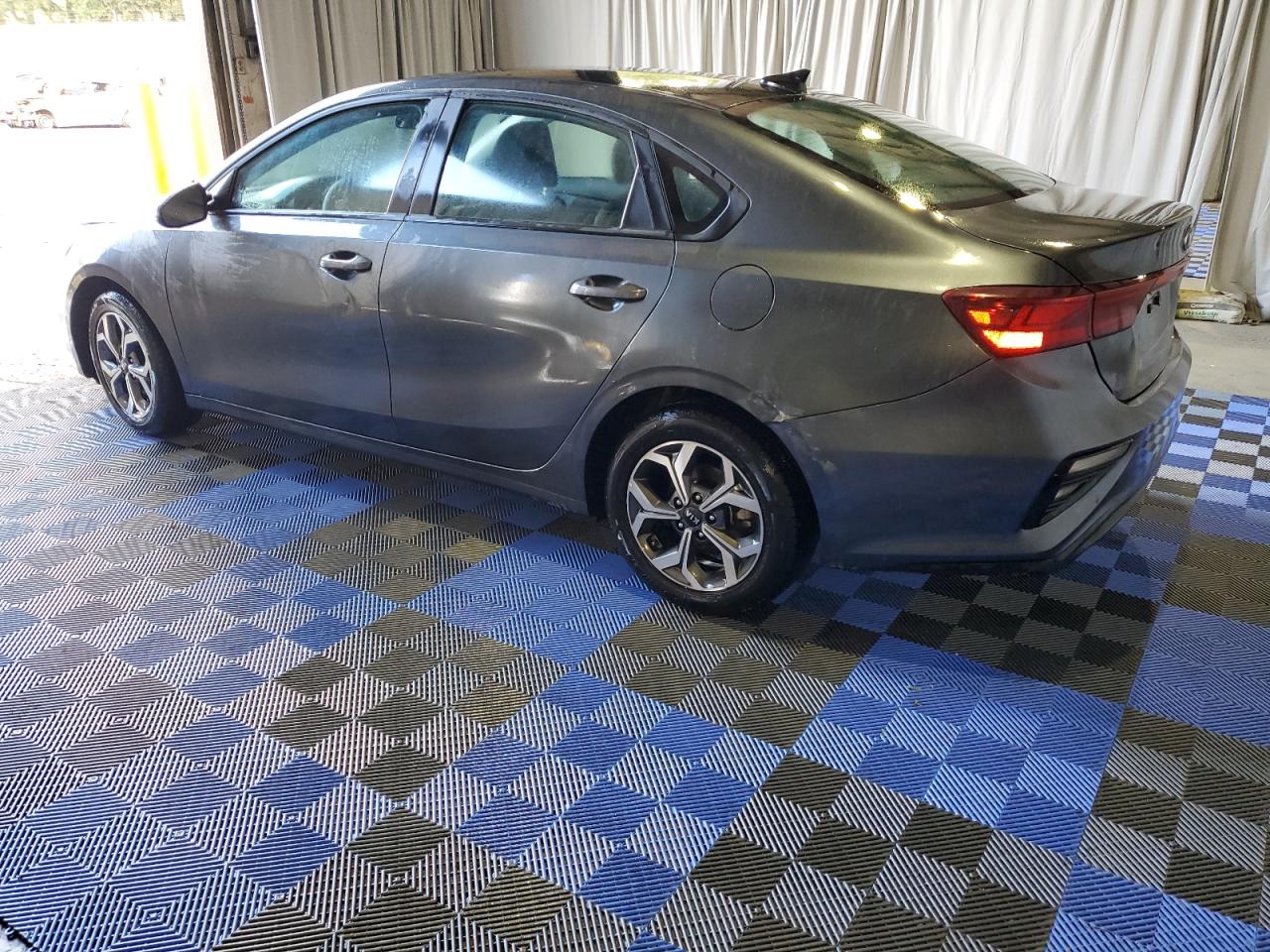 3KPF24AD2ME339014 2021 Kia Forte Fe