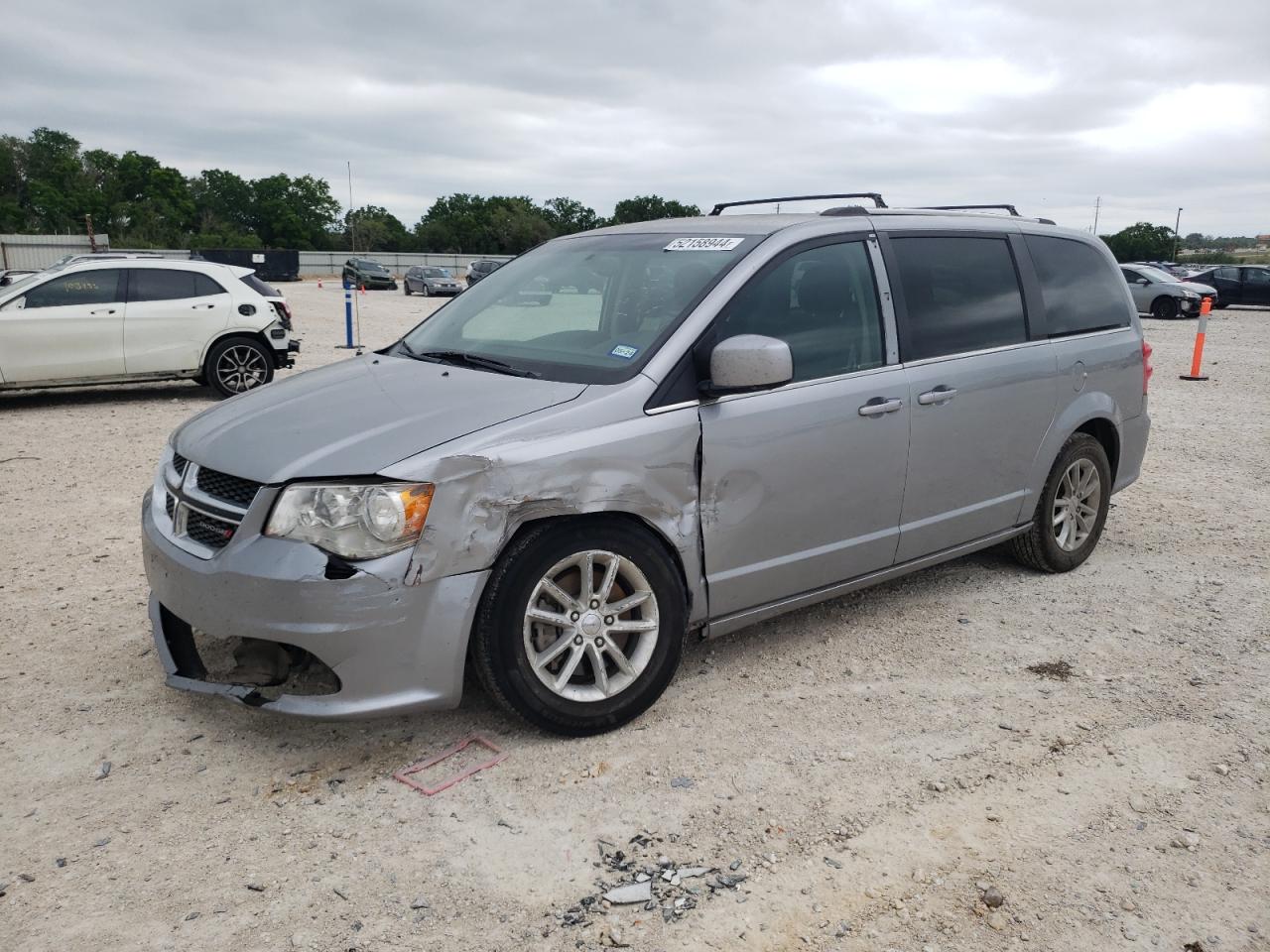 2C4RDGCG3JR218826 2018 Dodge Grand Caravan Sxt