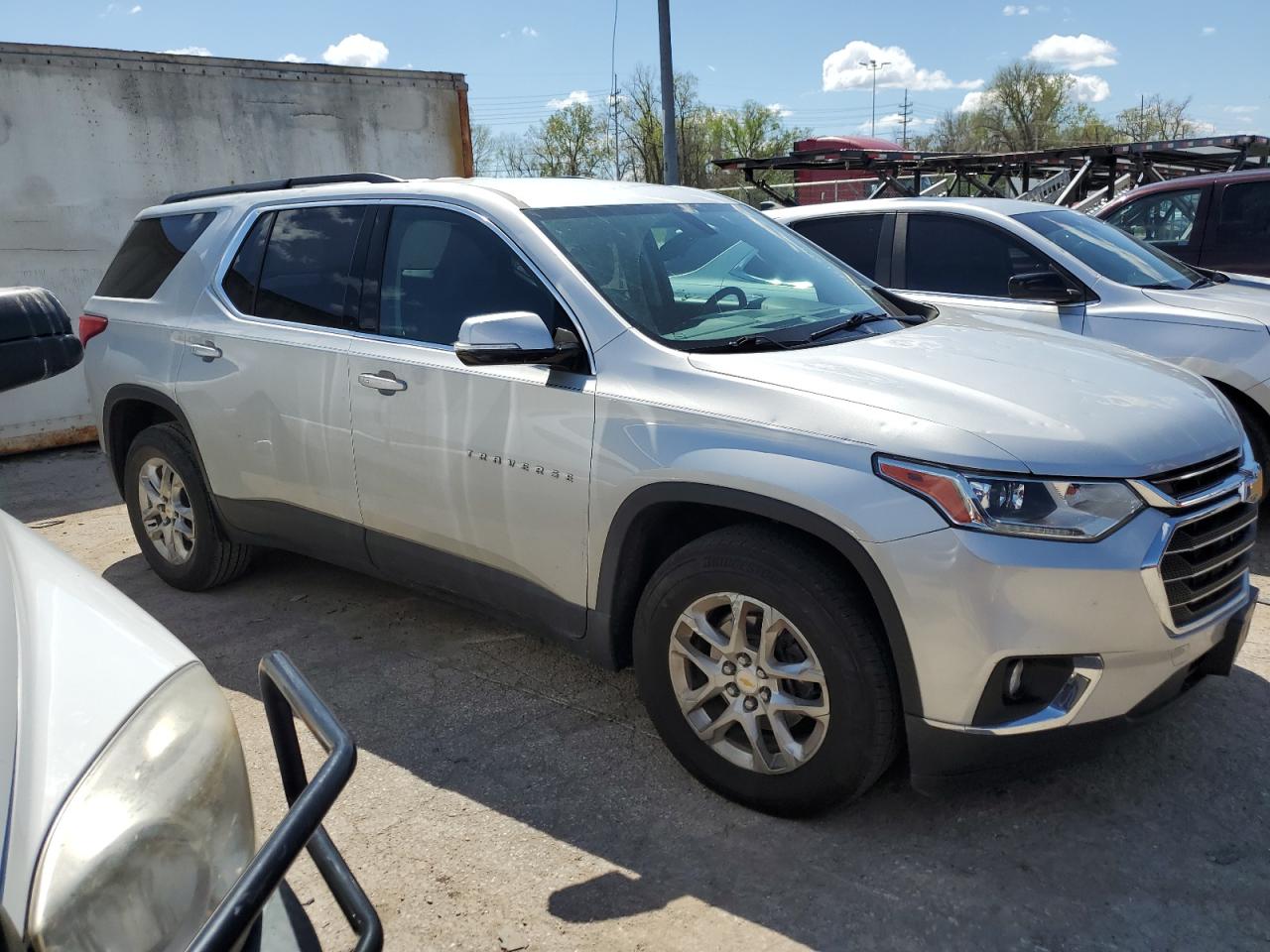 2019 Chevrolet Traverse Lt vin: 1GNERGKW6KJ307604