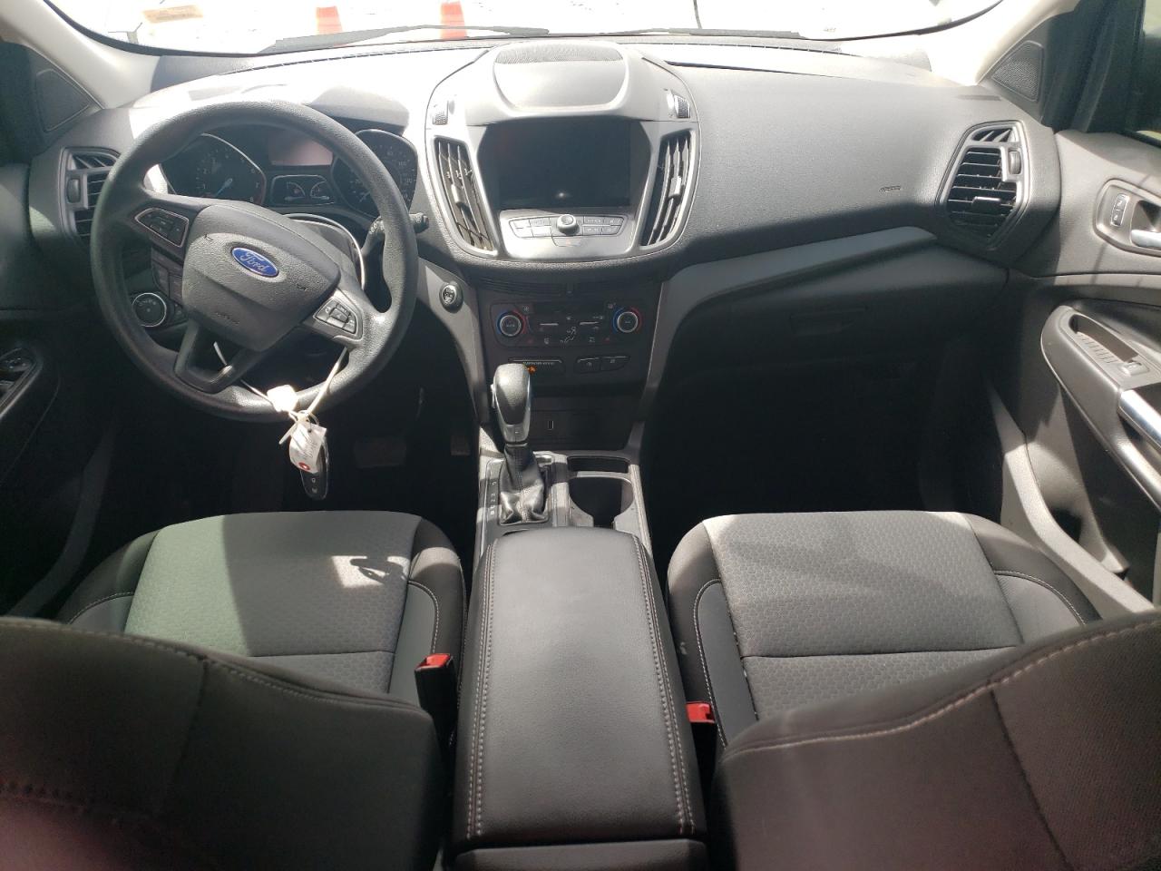 1FMCU9GD3KUB63201 2019 Ford Escape Se