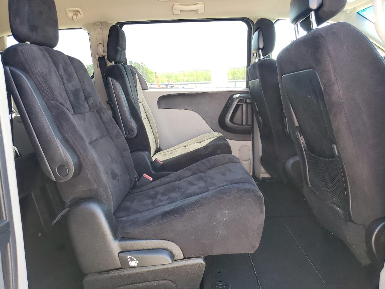 2C4RDGCG3DR637599 2013 Dodge Grand Caravan Sxt