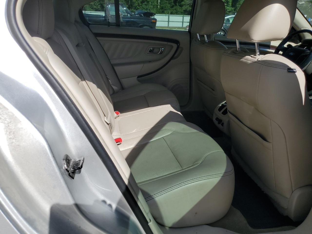 1FAHP2FW1CG129713 2012 Ford Taurus Limited