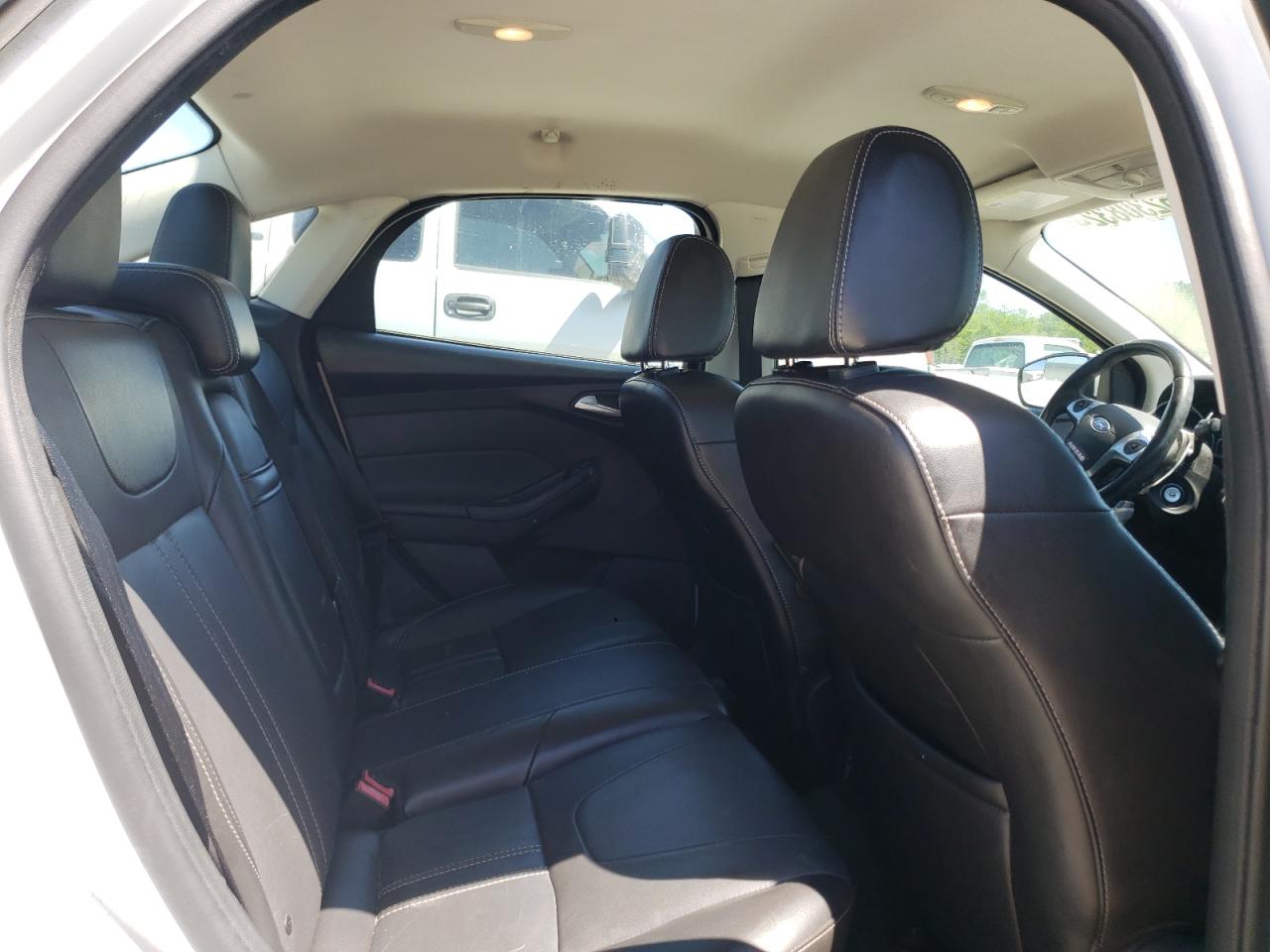 1FADP3F23DL221030 2013 Ford Focus Se