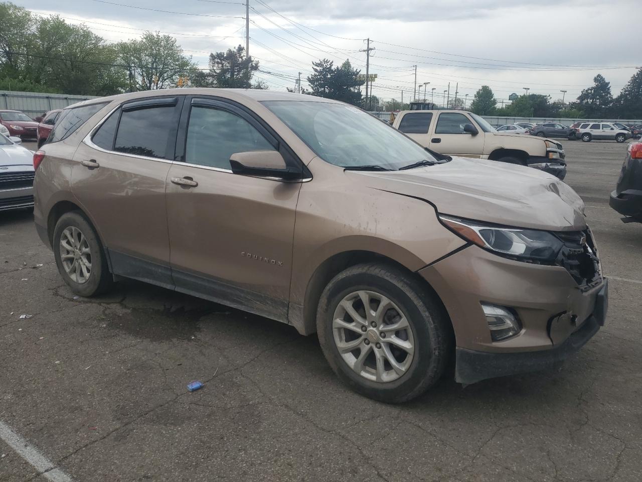 2GNAXKEV2K6273300 2019 Chevrolet Equinox Lt