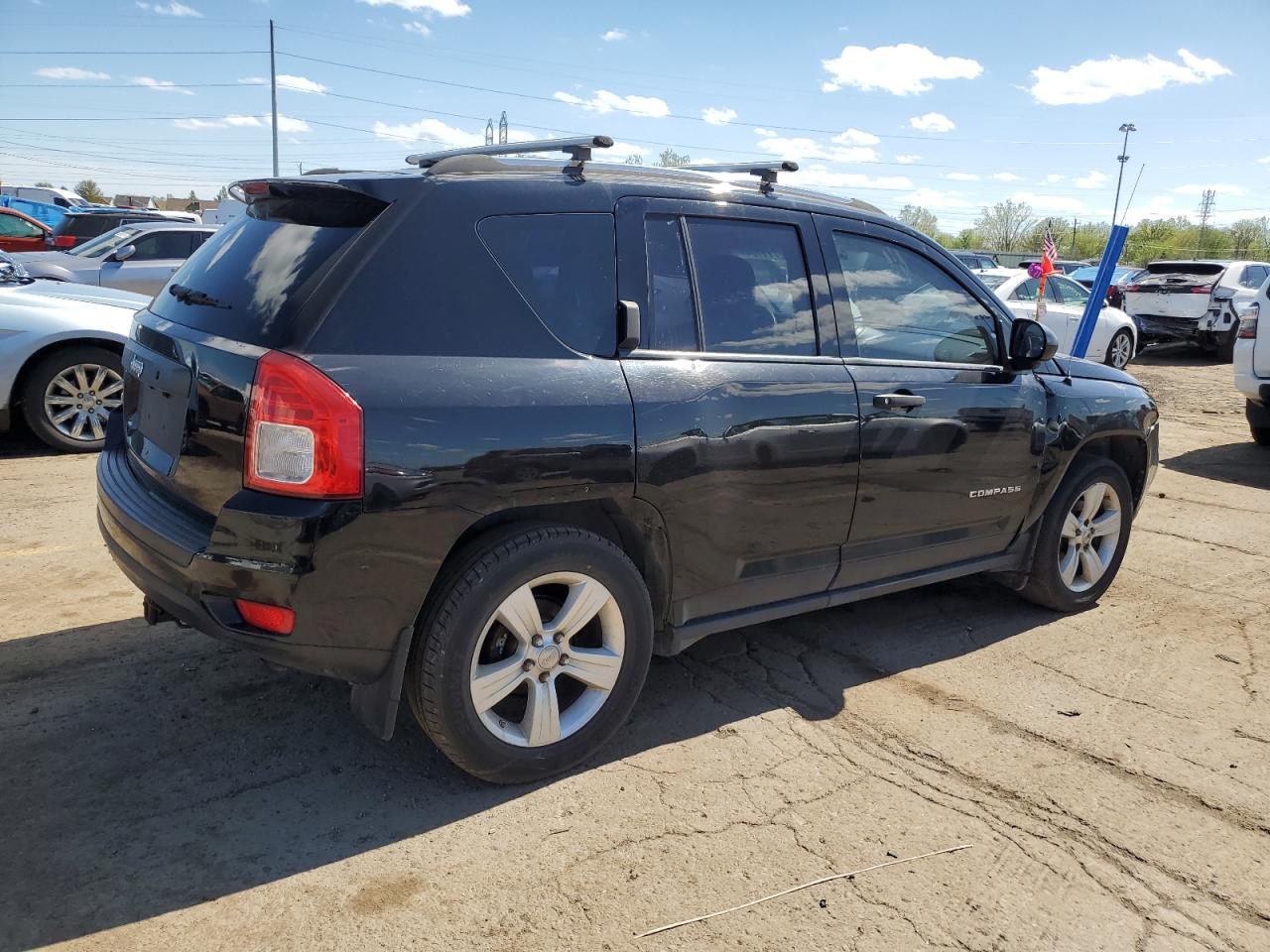 2012 Jeep Compass vin: 1C4NJDAB9CD558338