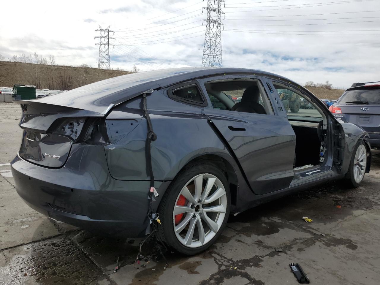 2022 Tesla Model 3 vin: 5YJ3E1EC8NF330842