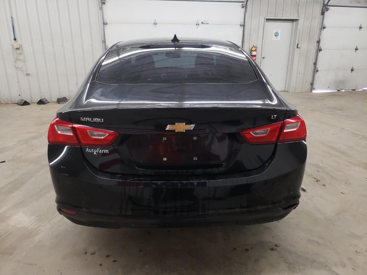 1G1ZD5ST0JF115253 2018 Chevrolet Malibu Lt