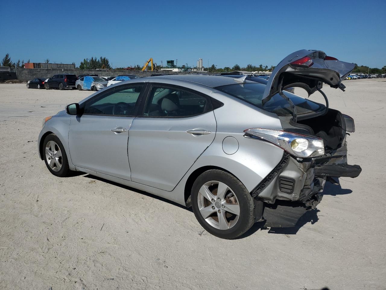 5NPDH4AE0DH343833 2013 Hyundai Elantra Gls