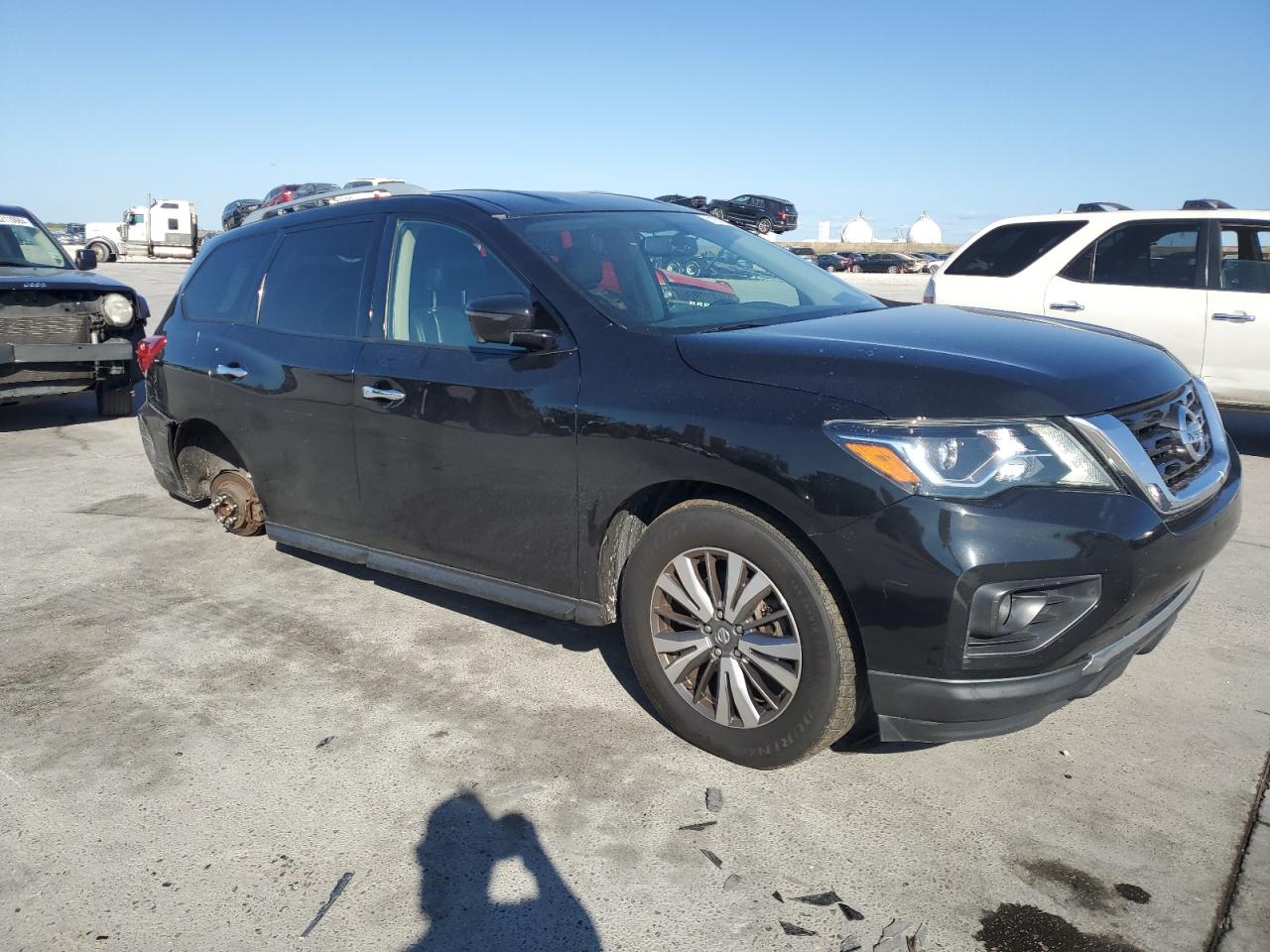 2019 Nissan Pathfinder S vin: 5N1DR2MN9KC605723