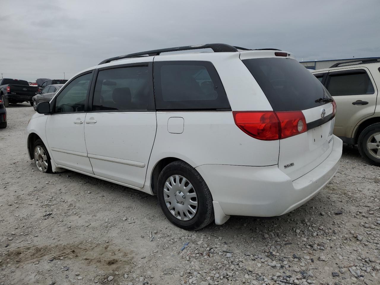 5TDZK23CX7S011338 2007 Toyota Sienna Ce