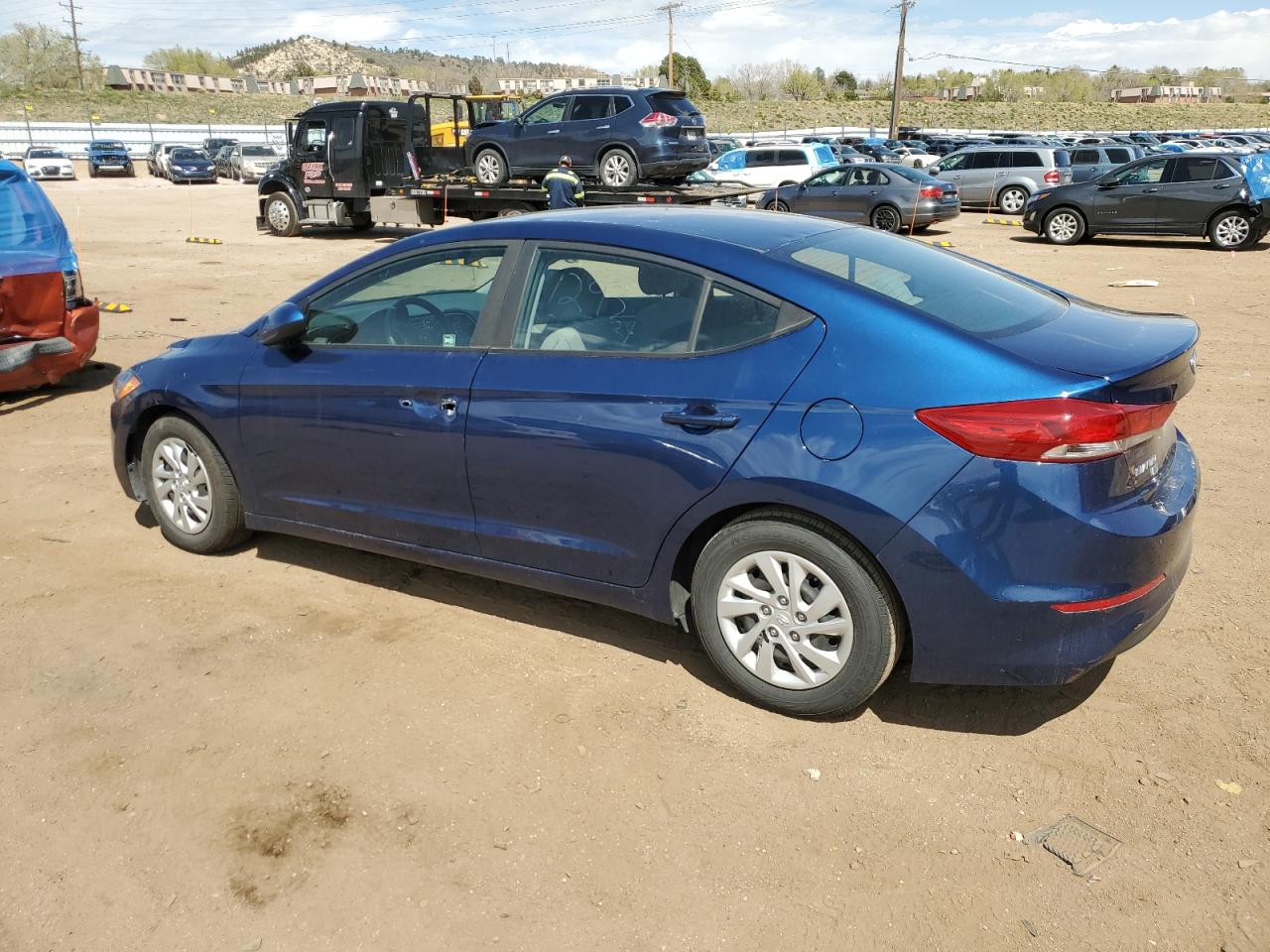 2018 Hyundai Elantra Se vin: 5NPD74LF9JH353040