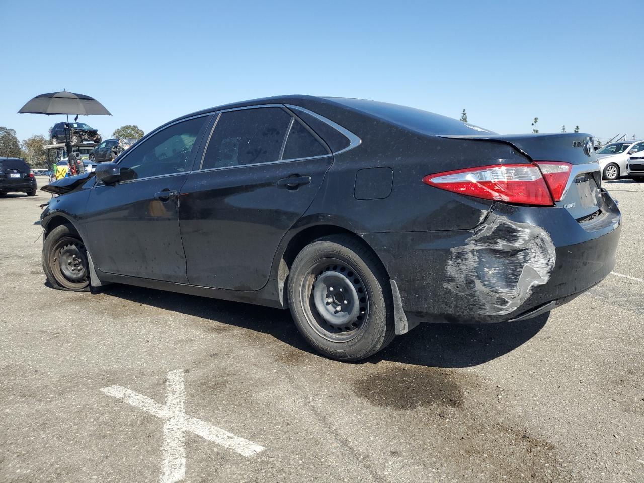 4T4BF1FKXFR472523 2015 Toyota Camry Le