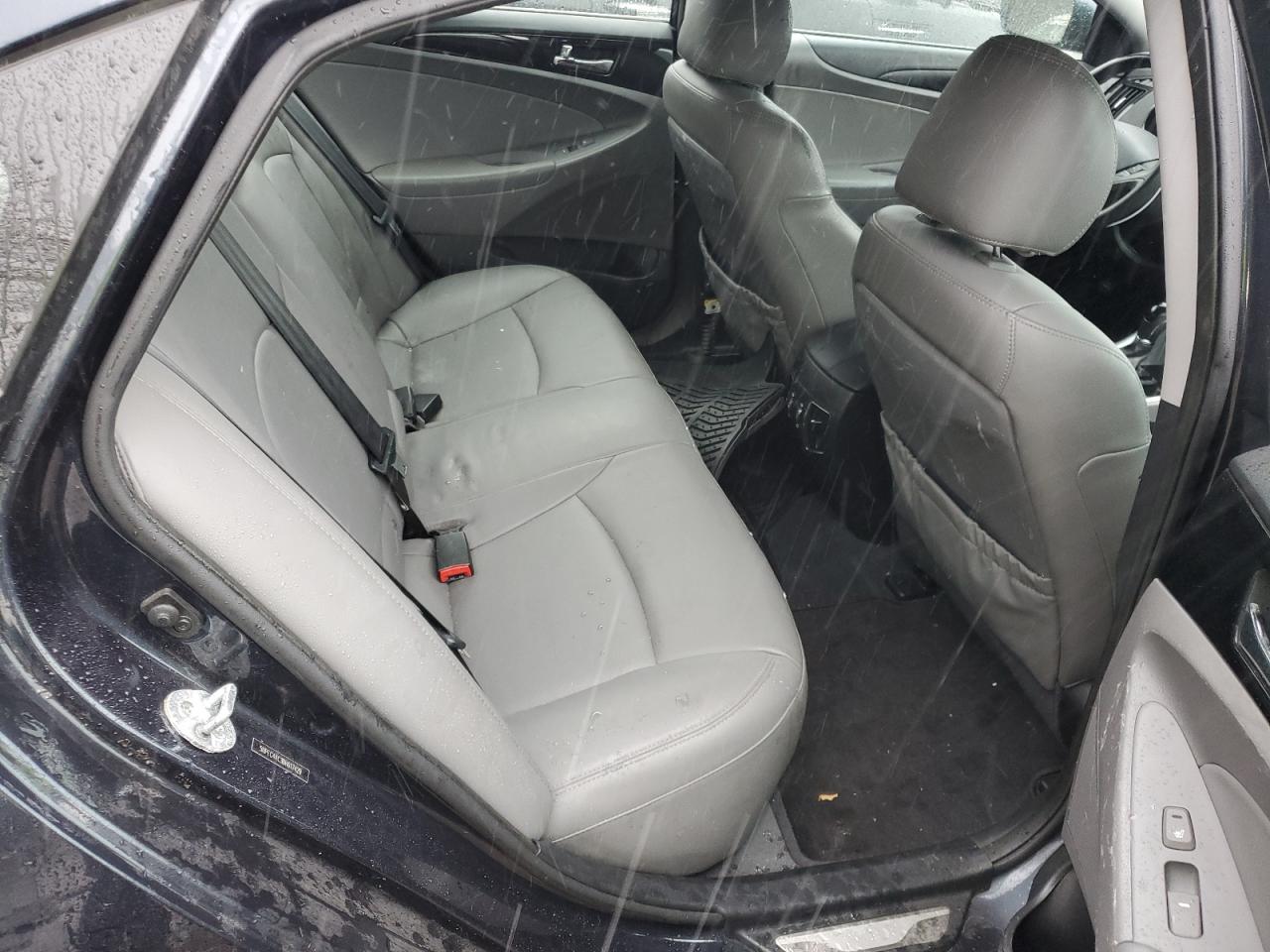 5NPEC4AC3DH617429 2013 Hyundai Sonata Se