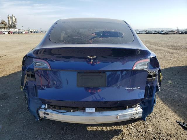 2022 Tesla Model Y VIN: 7SAYGDEE2NF537572 Lot: 51645884