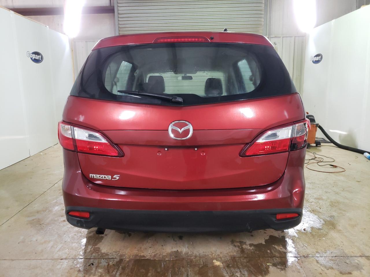 JM1CW2BL8C0109387 2012 Mazda 5