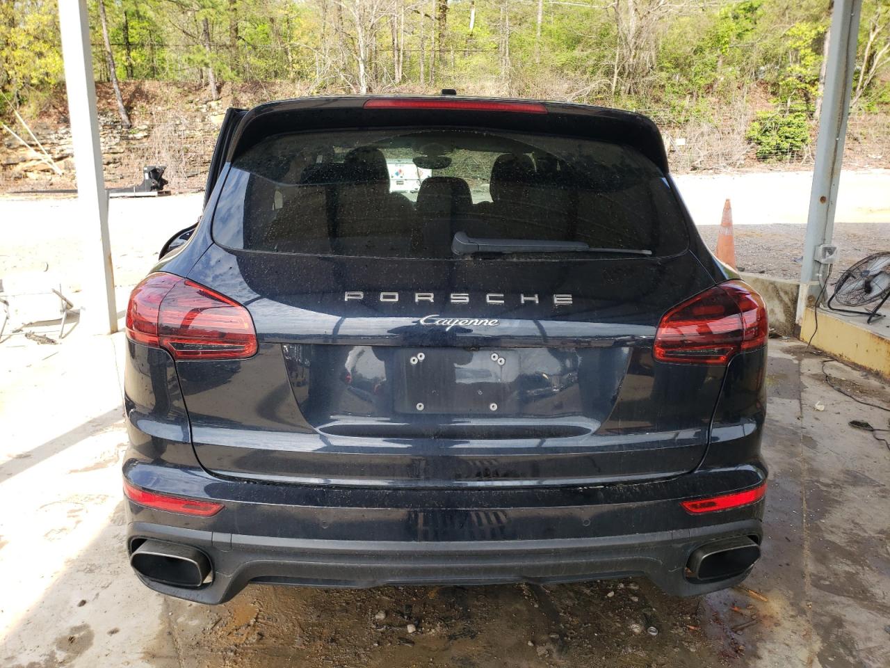 WP1AA2A27GKA12902 2016 Porsche Cayenne