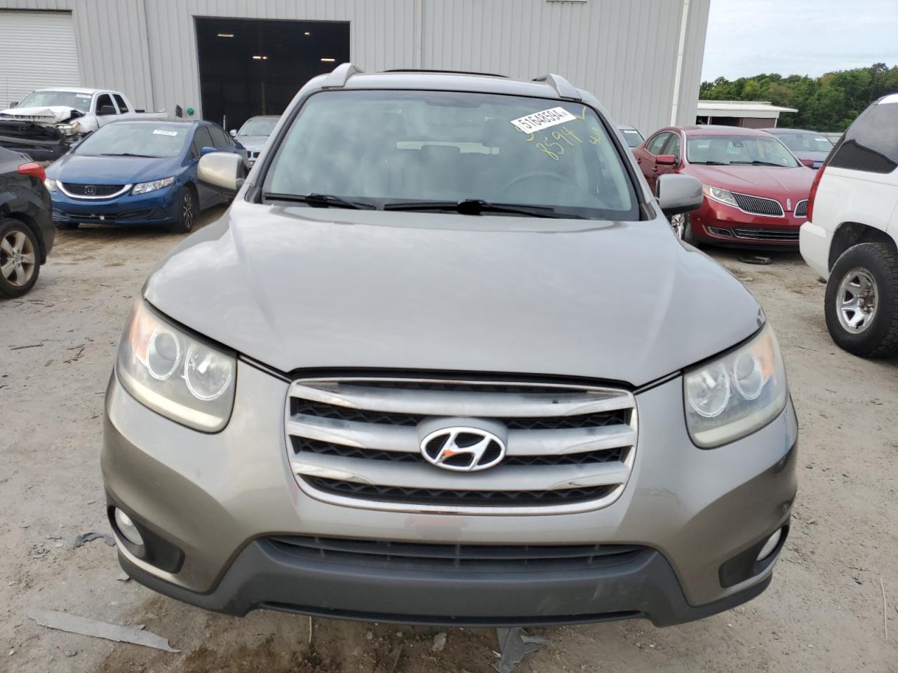 5XYZH4AG5CG152356 2012 Hyundai Santa Fe Se