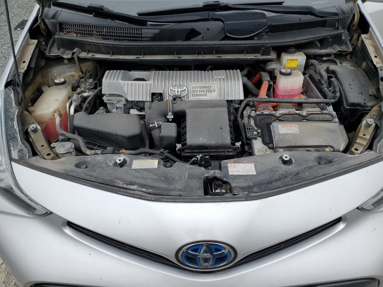 JTDZN3EU8JJ074736 2018 Toyota Prius V