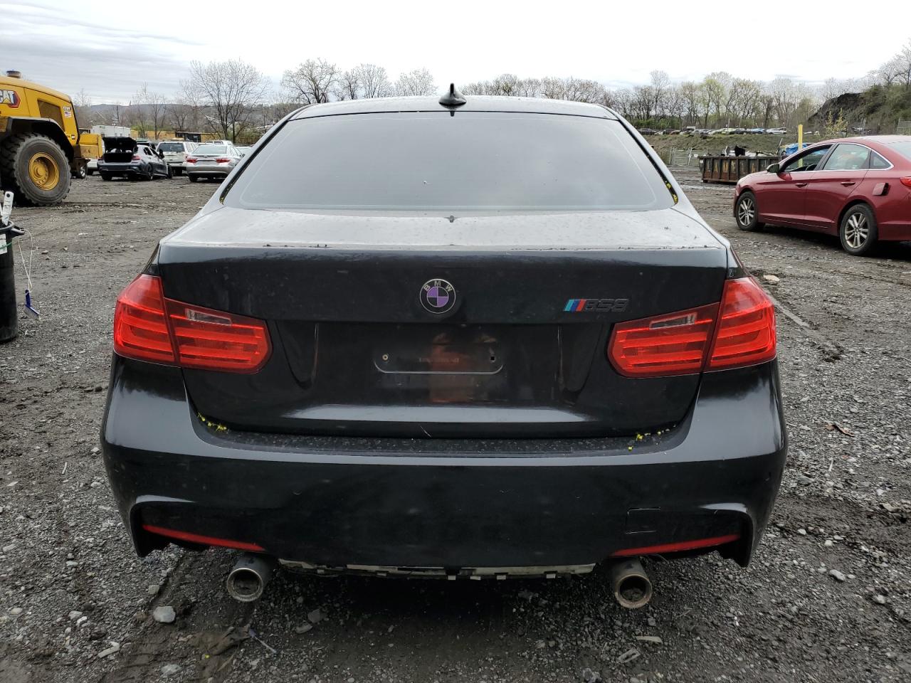 WBA8B7G51JNU94863 2018 BMW 340 Xi