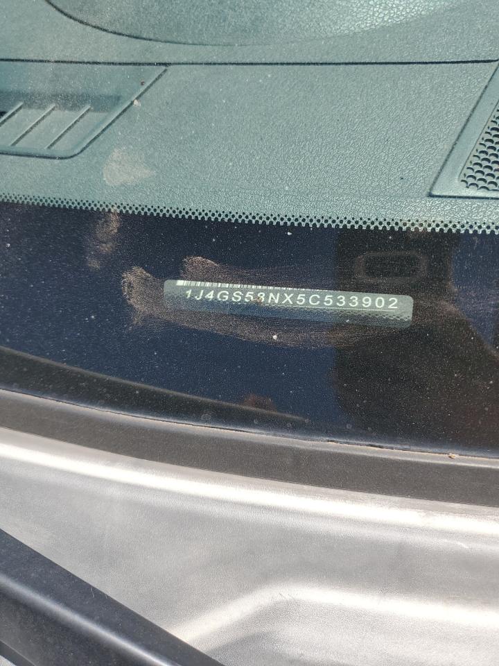 1J4GS58NX5C533902 2005 Jeep Grand Cherokee Limited