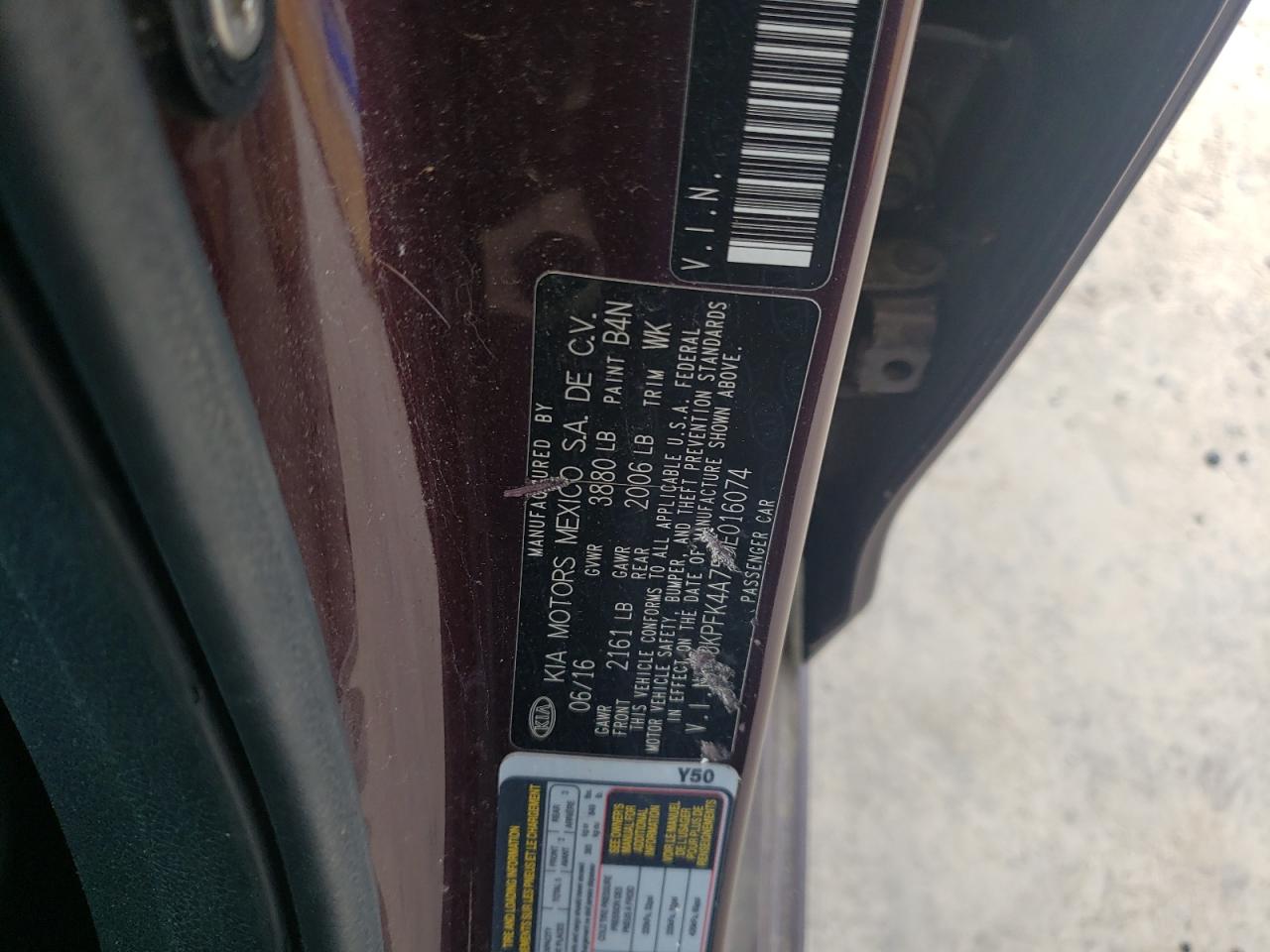 3KPFK4A75HE016074 2017 Kia Forte Lx