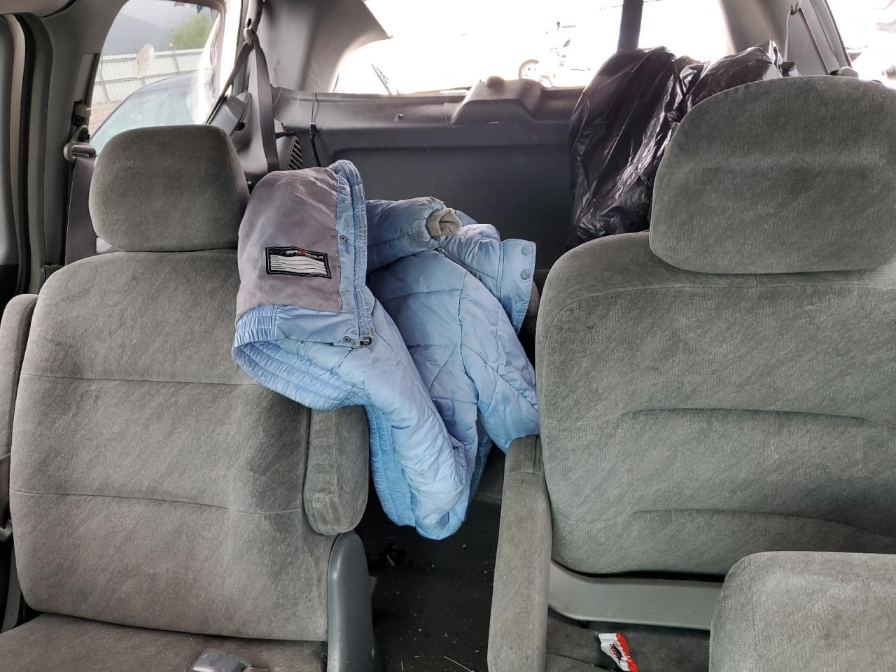 2HKRL1873YH530130 2000 Honda Odyssey Ex