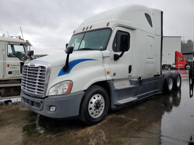 Lot #2468864856 2017 FREIGHTLINER CASCADIA 1 salvage car