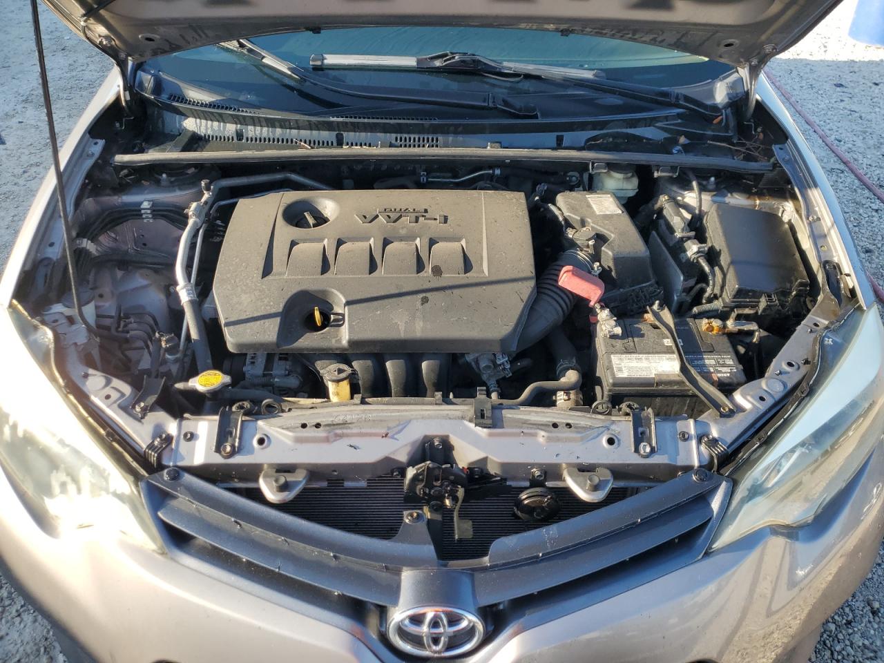 2015 Toyota Corolla L vin: 2T1BURHE5FC283480