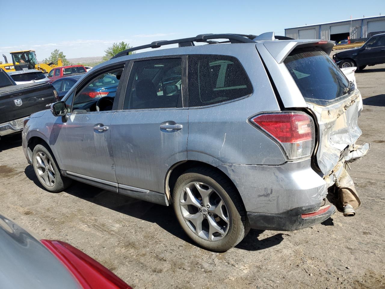 JF2SJAWC2JH452758 2018 Subaru Forester 2.5I Touring