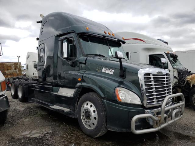 Lot #2473723947 2015 FREIGHTLINER CASCADIA 1 salvage car