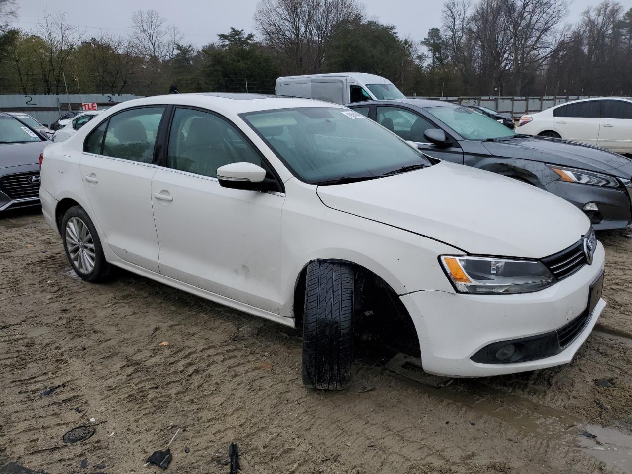 3VWLZ7AJ1BM373497 2011 Volkswagen Jetta Sel