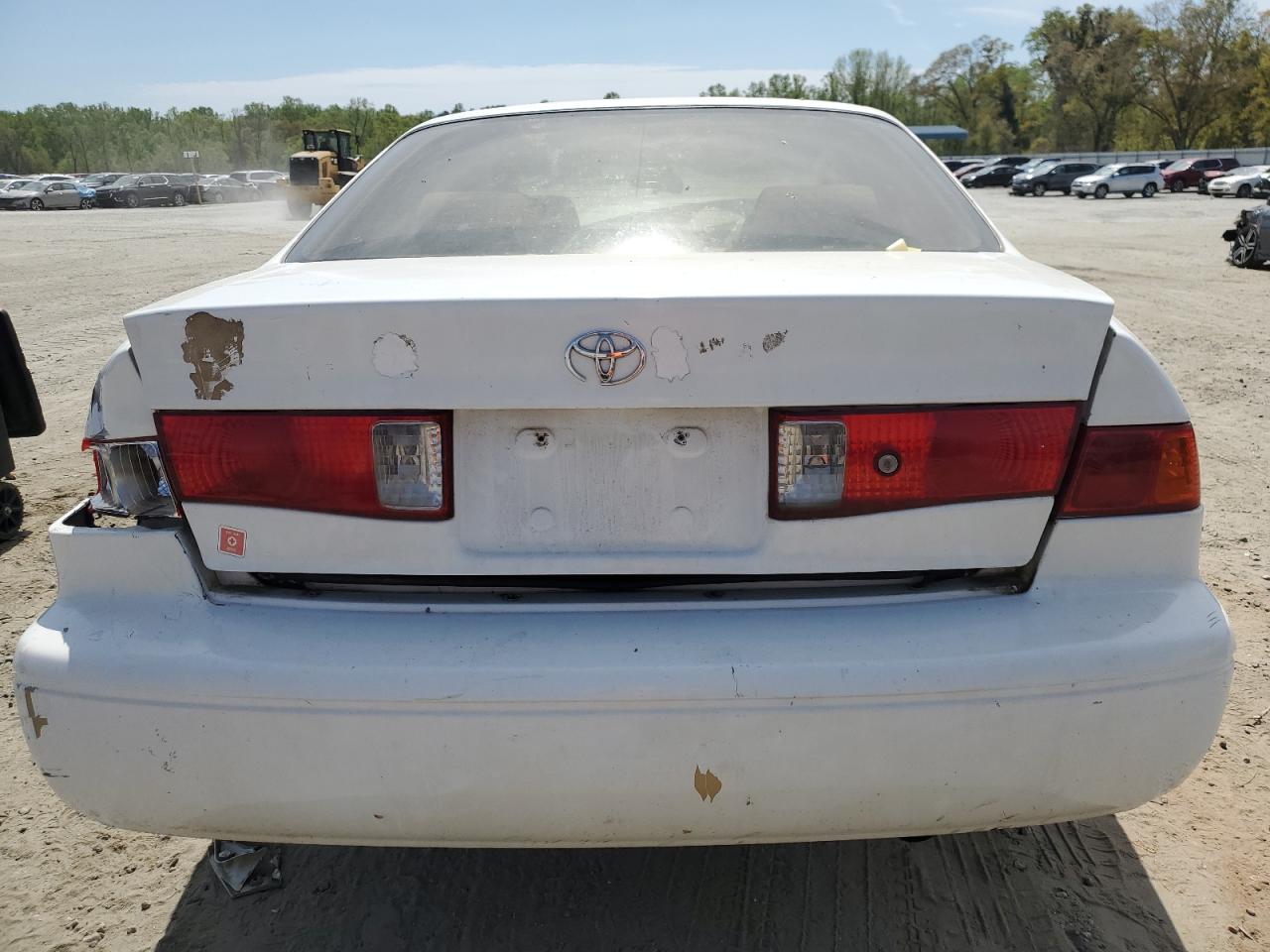 JT2BG22K5Y0423594 2000 Toyota Camry Ce