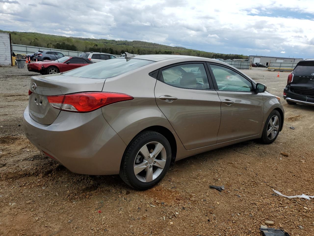 5NPDH4AE9DH310782 2013 Hyundai Elantra Gls