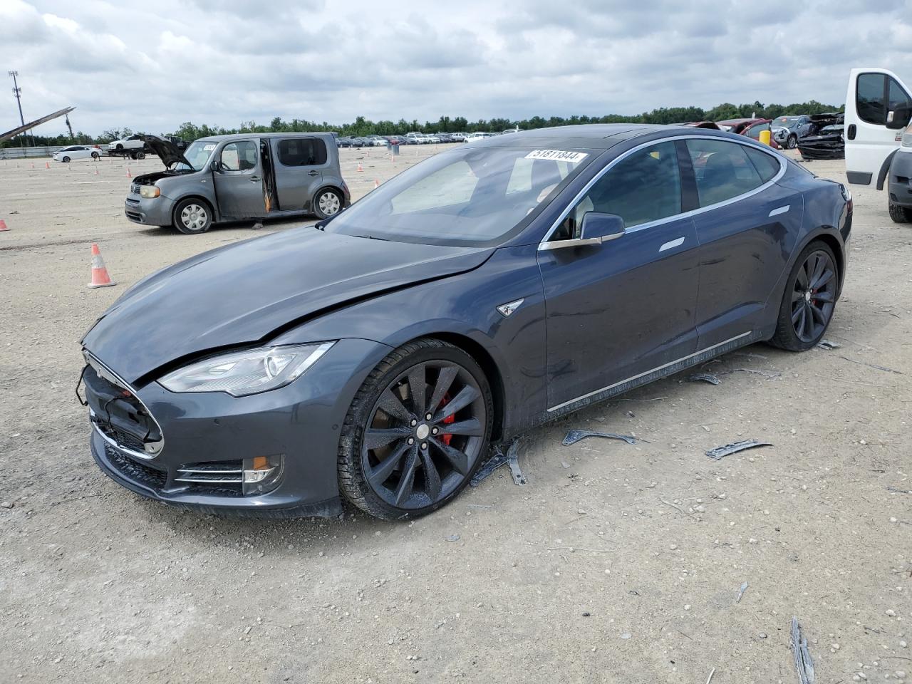 5YJSA1H21EFP62652 2014 Tesla Model S