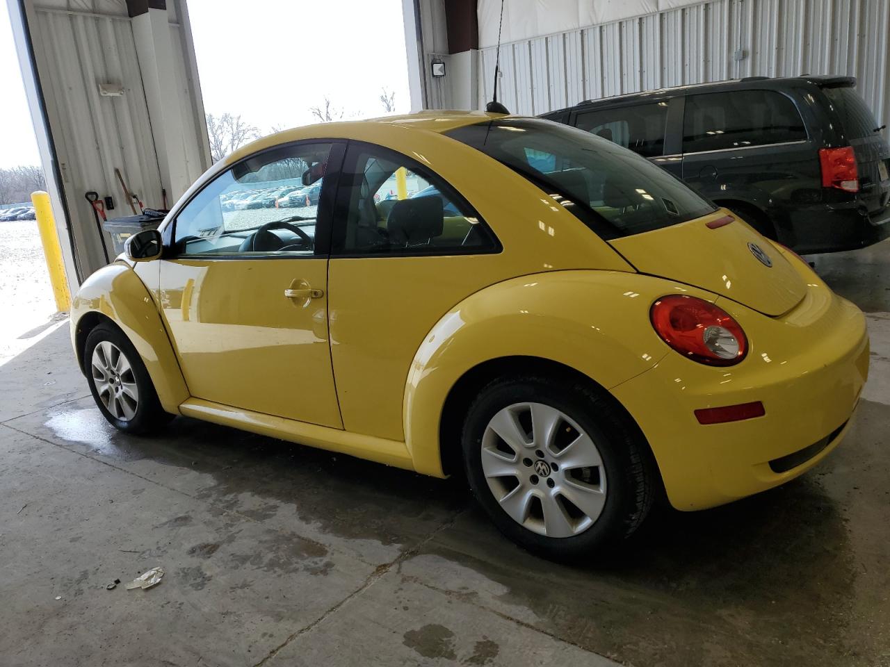 3VWRW31C88M519383 2008 Volkswagen New Beetle S