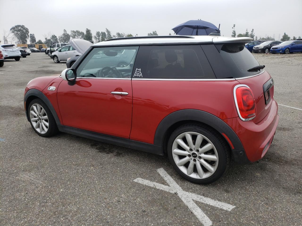 2017 Mini Cooper S vin: WMWXP7C5XH3B93844