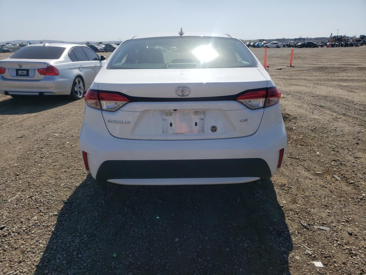 5YFEPRAE9LP109244 2020 Toyota Corolla Le