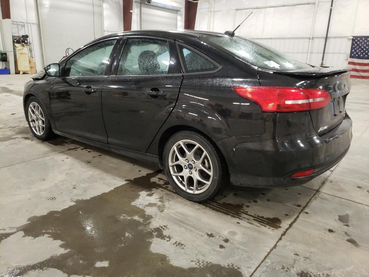 2015 Ford Focus Se vin: 1FADP3F26FL385522