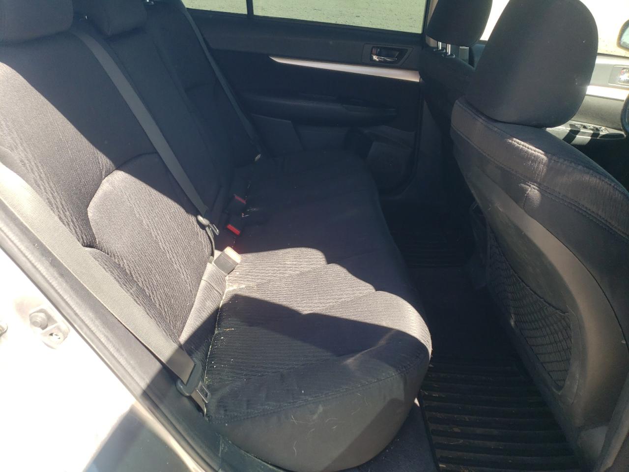 4S3BMCH67A3212031 2010 Subaru Legacy 2.5I Premium