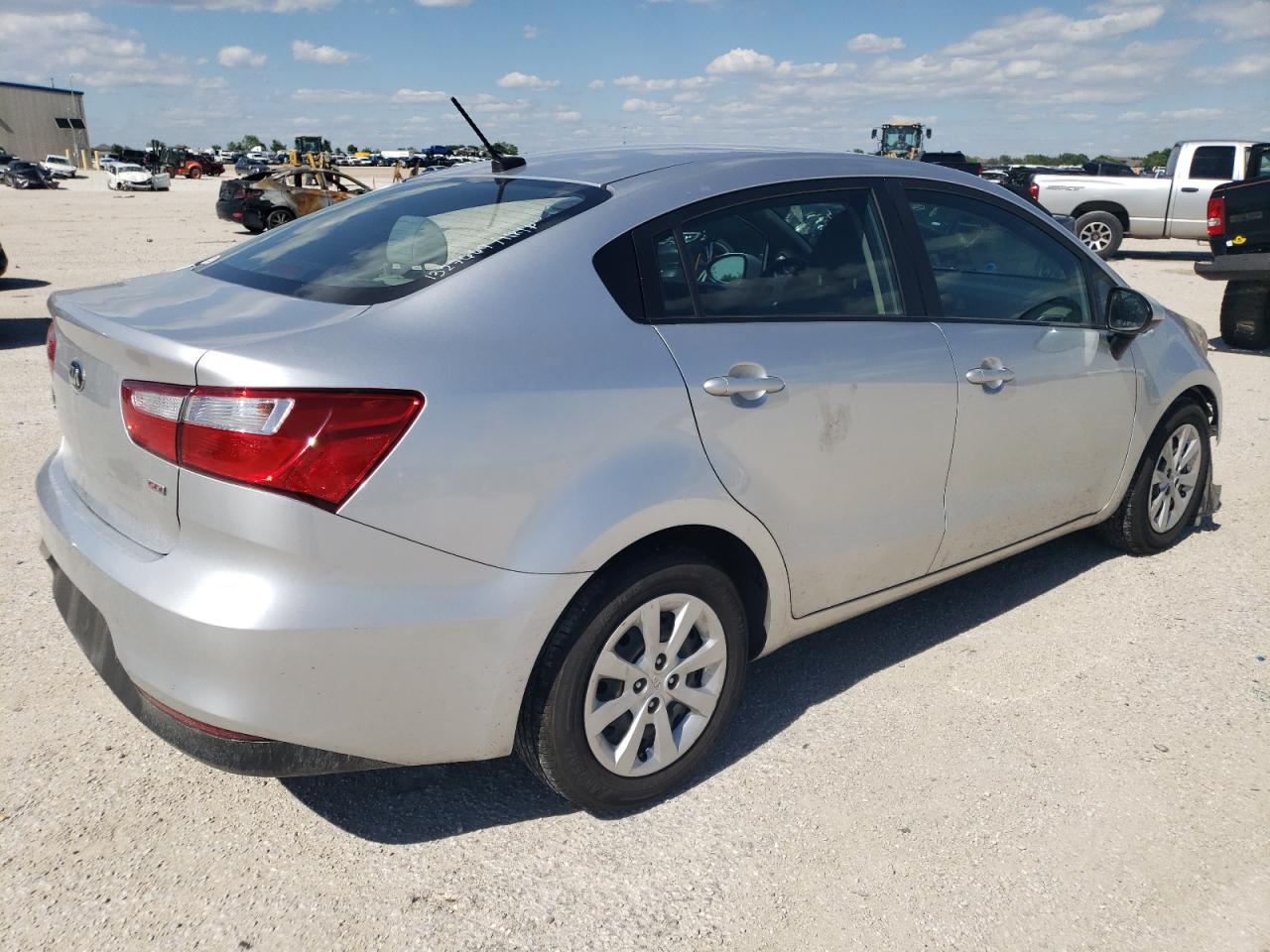 KNADM4A33H6100816 2017 Kia Rio Lx